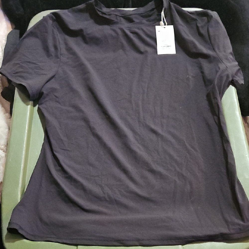 Black Women's Tee